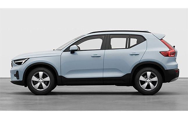 Neu Volvo XC40 163 PS (119 kW) 2026 Blau SUV