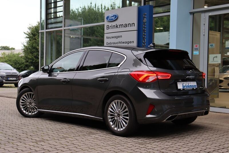 Gebraucht Ford Focus Vignale 150 PS (110 kW) 2018 Magneticgrau metallic Limousine