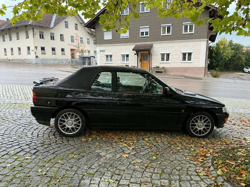 Gebraucht Ford Escort 131 PS (96 kW) 2025 Cabrio
