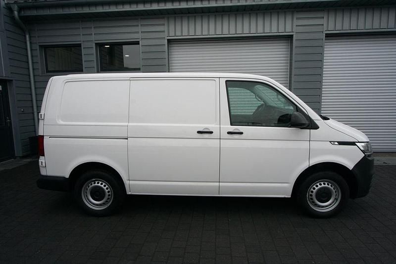 Second-hand VW Transporter 110 CP (80 kW) 2020 Alb Van