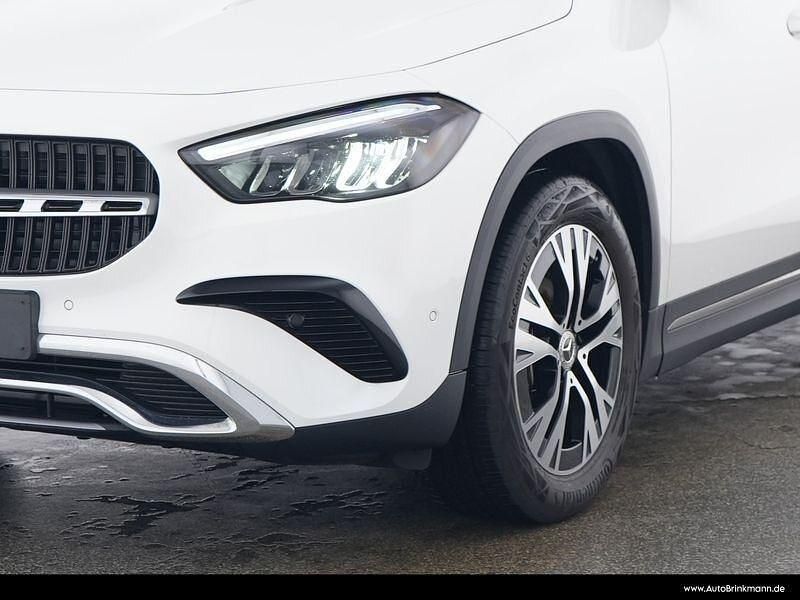 Gebraucht Mercedes GLA200 Advanced 150 PS (110 kW) 2024 Weiß SUV