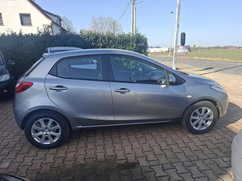 Gebraucht Mazda 2 Independence 75 PS (55 kW) 2009 Kleinwagen
