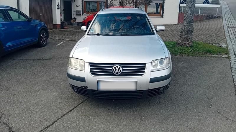 Gebraucht VW Passat 131 PS (96 kW) 2003 Silber Kombi