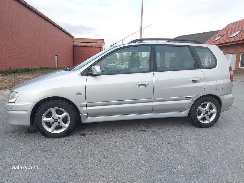 Gebraucht Mitsubishi Space Star 98 PS (72 kW) 2002 Grau Van / Kleinbus