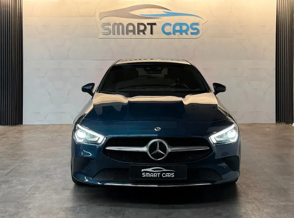 Gebraucht Mercedes CLA220 190 PS (139 kW) 2022 Blau Limousine