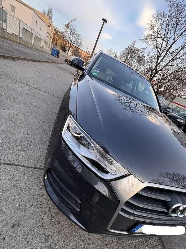 Gebraucht Audi Q3 Design 150 PS (110 kW) 2018 Grau SUV