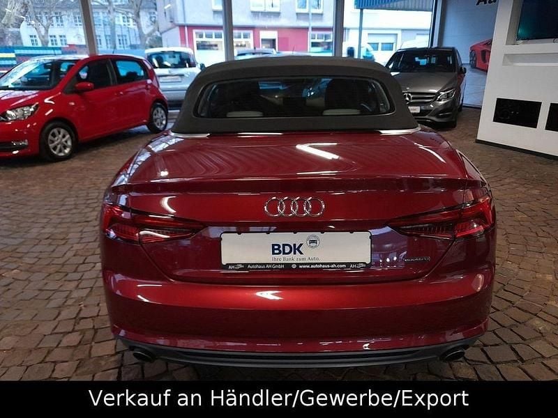 Gebraucht Audi A5 Cabriolet Design 252 PS (185 kW) 2017 Rot Cabrio
