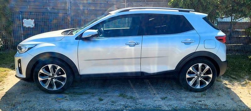 Gebraucht Kia Stonic Platinum 120 PS (88 kW) 2018 Silber SUV