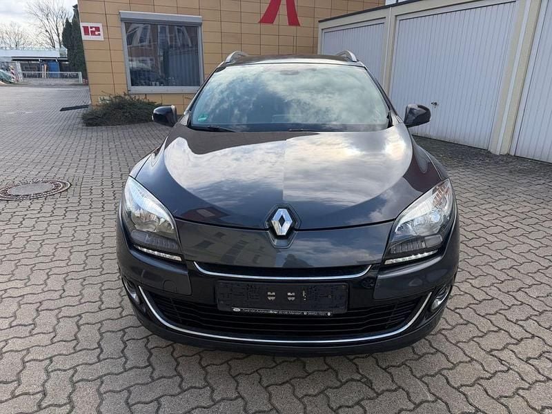 Gebraucht Renault Mégane III Bose Edition 116 PS (85 kW) 2013 Schwarz Limousine