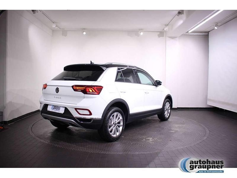 Gebraucht VW T-Roc Style 150 PS (110 kW) 2025 Weiss / pure white SUV