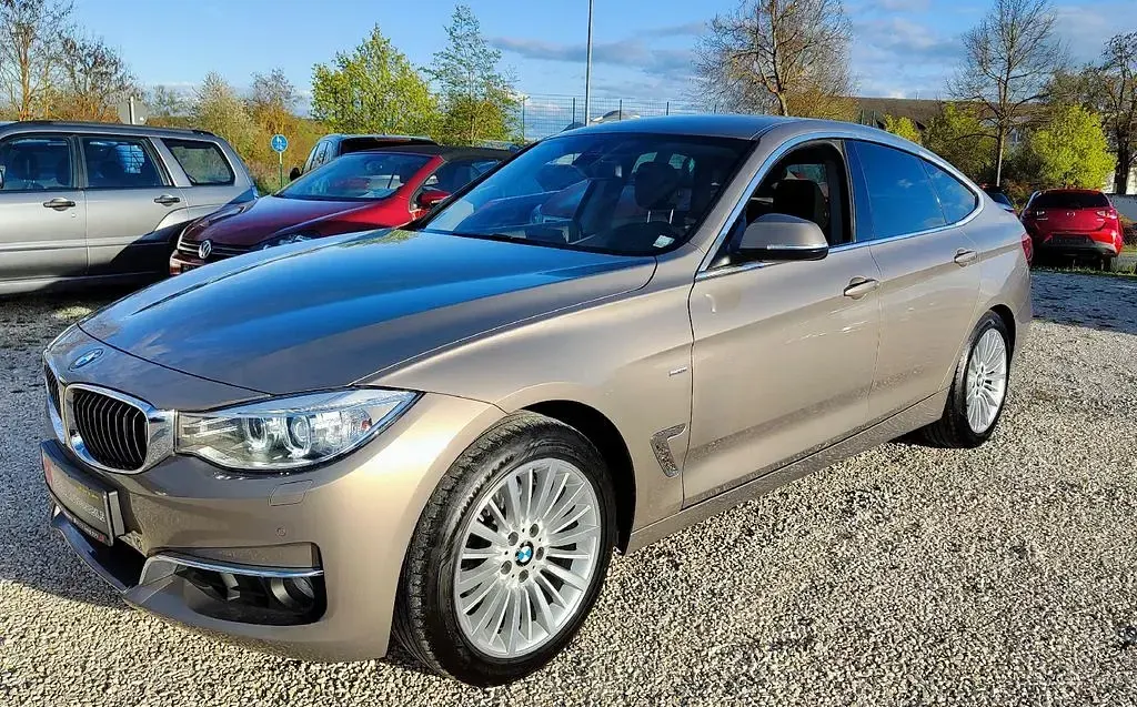 Gebraucht BMW 320 Luxury Line 184 PS (135 kW) 2013 Beige Limousine