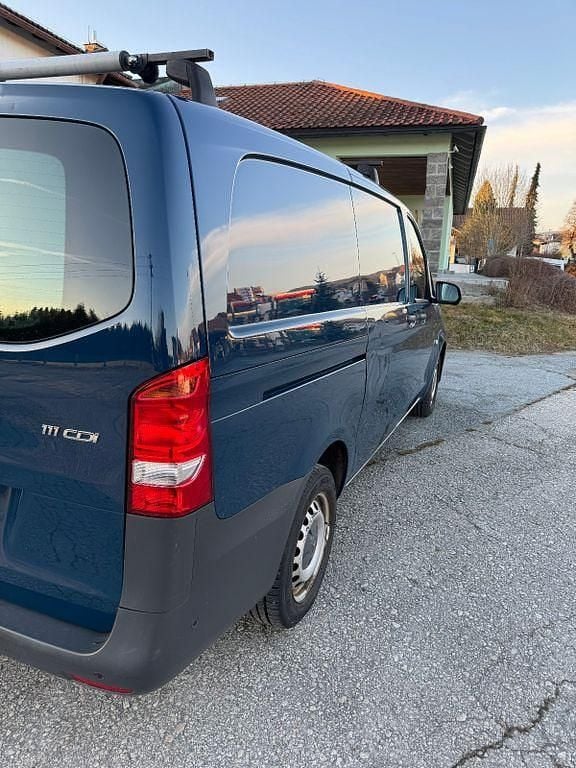 Gebraucht Mercedes Vito 114 PS (83 kW) 2016 Blau Van