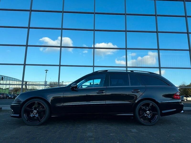 Gebraucht Mercedes E500 387 PS (284 kW) 2007 Schwarz Kombi