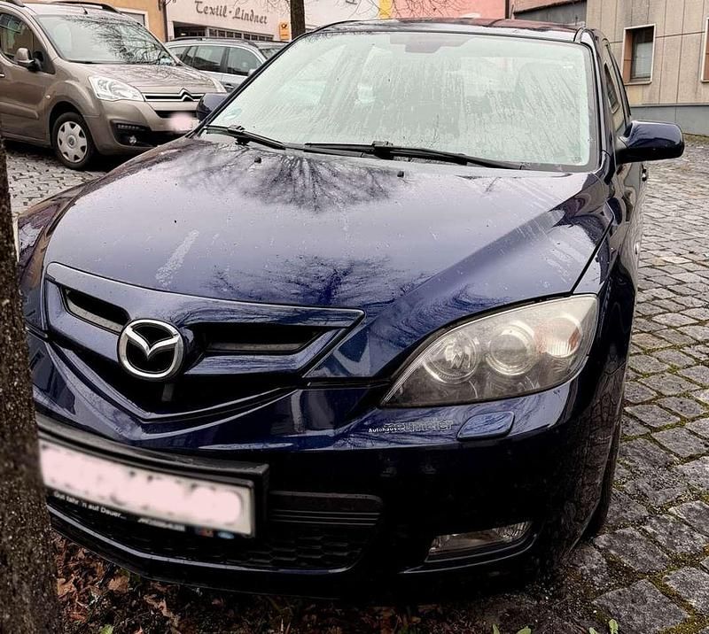 Usata Mazda 3 Active 105 CV (77 kW) 2009 Blu Berlina