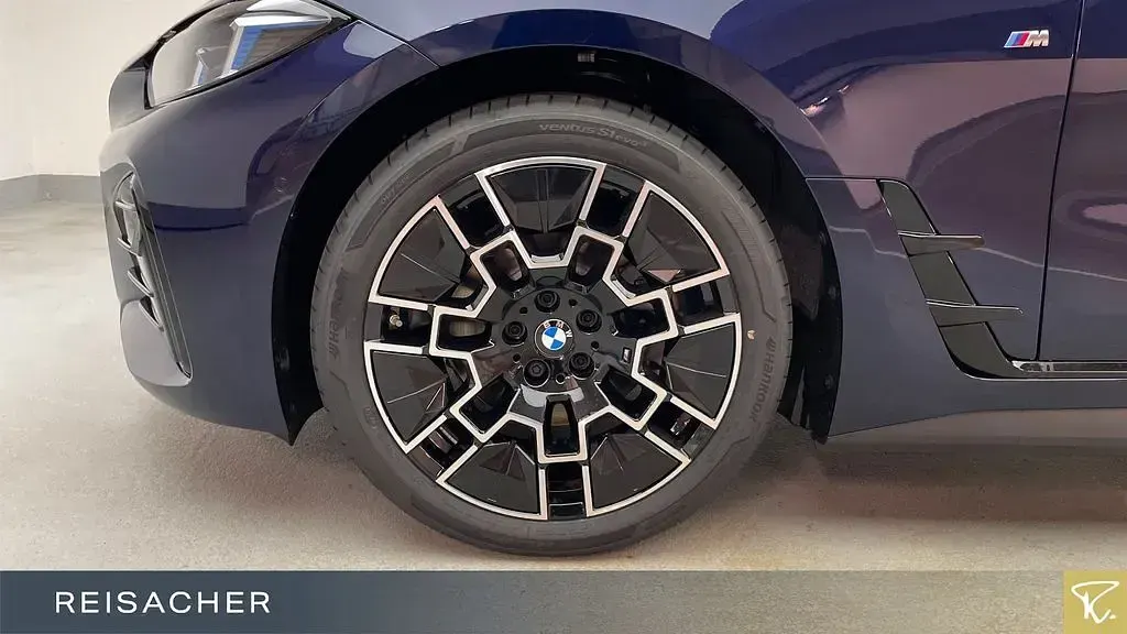 Neu BMW i4 Sport Line 250 kW (340 PS) 2026 Blau Limousine