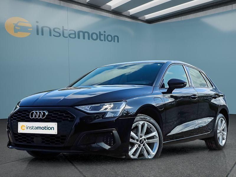 Schwarz Gebraucht 2022 Audi A3 e-tron Kleinwagen | 24.699 € (Guter Preis) - Bild 1/4