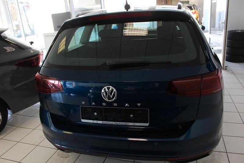 Gebraucht VW Passat Business 190 PS (139 kW) 2020 Aquamarinblau Kombi