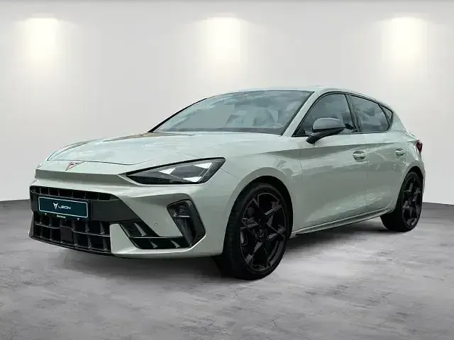Gebraucht Cupra Leon 150 PS (110 kW) 2024 Taiga grau Limousine