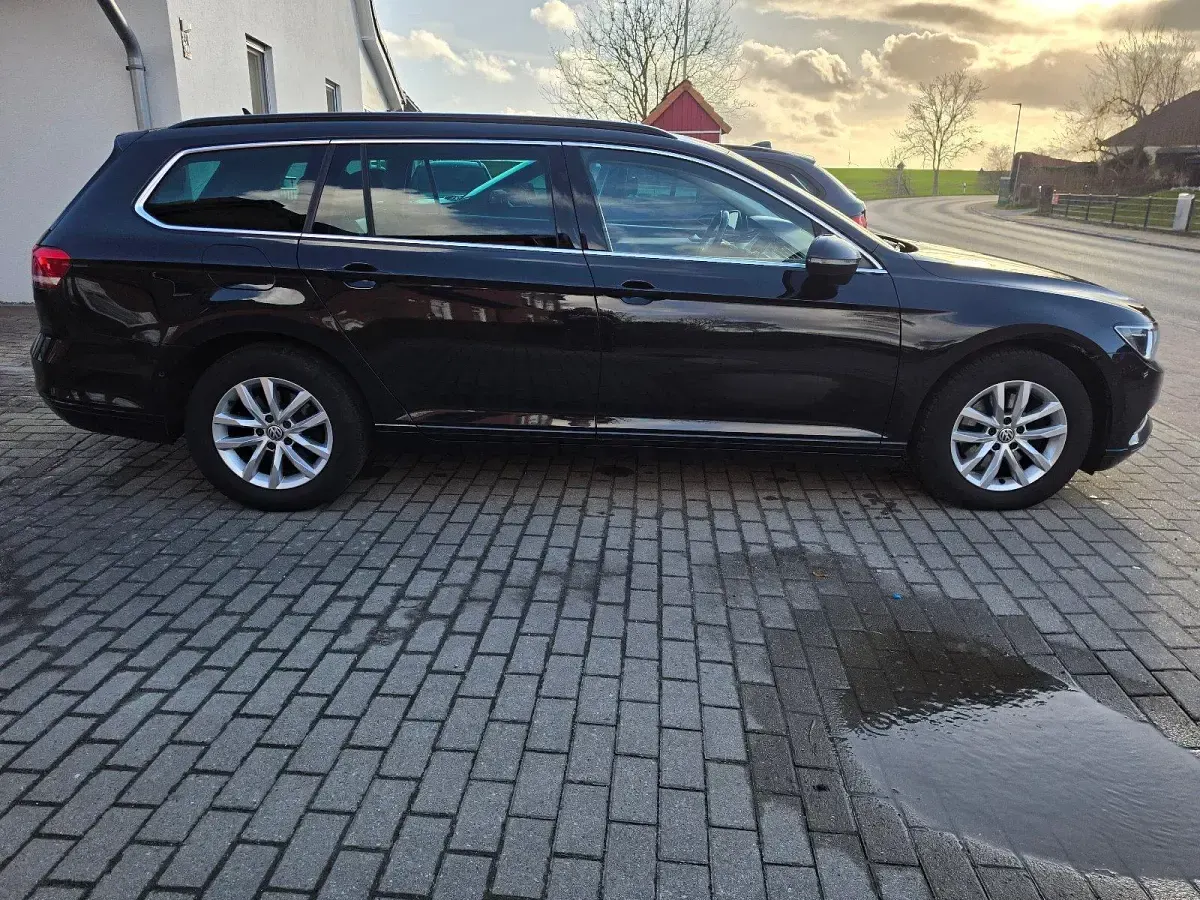 Gebraucht VW Passat 150 PS (110 kW) 2017 Schwarz Kombi