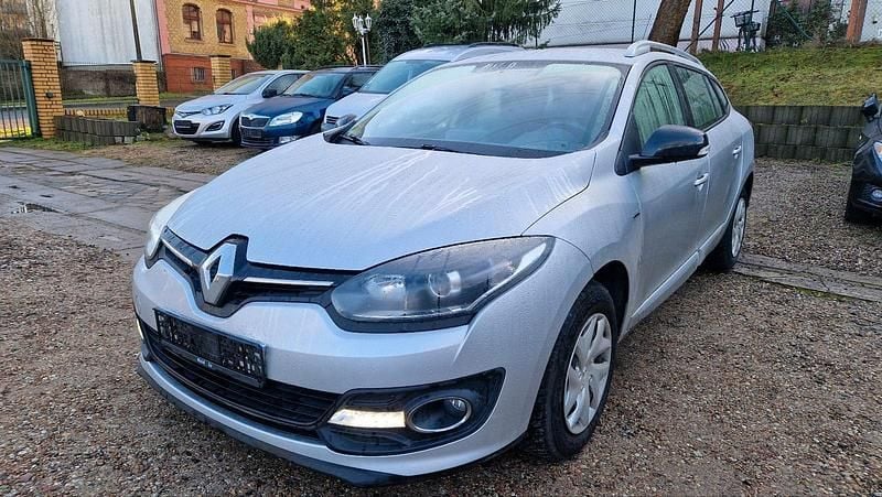 Silber Gebraucht 2016 Renault Mégane GrandTour Kombi | 4.999 € (Superpreis) - Bild 1/4
