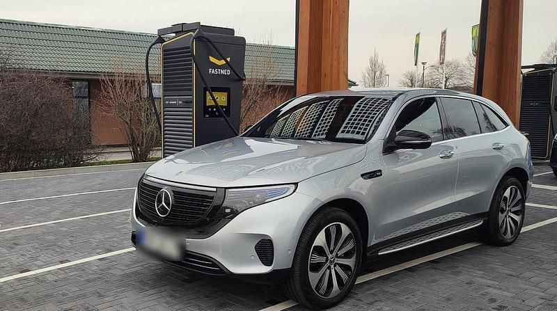 Andere farben Gebraucht 2020 Mercedes EQC400 Edition 1 SUV | 41.000 € - Bild 1/4