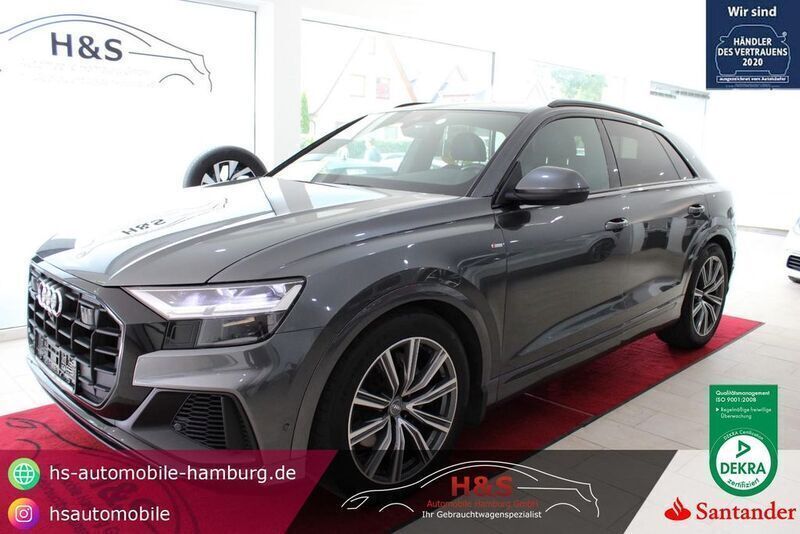 Grau Gebraucht 2019 Audi Q8 S-Line SUV | 50.900 € (Guter Preis) - Bild 1/4