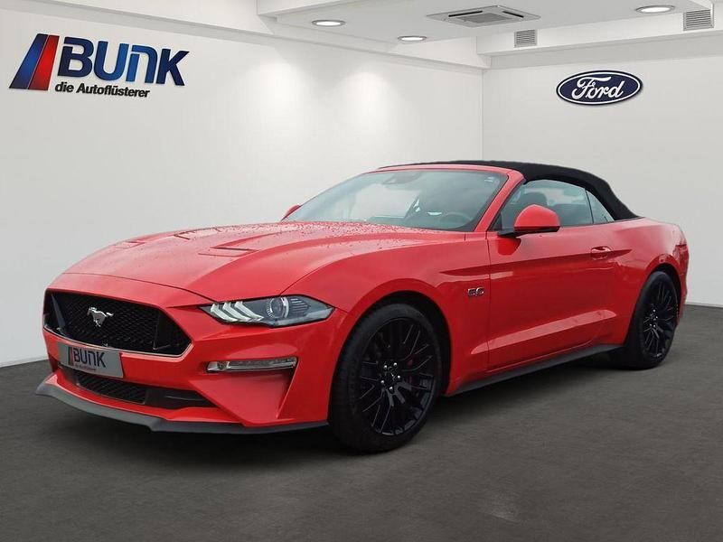 Rot Gebraucht 2022 Ford Mustang GT Convertible Cabrio | 51.900 € (Teuer) - Bild 1/4