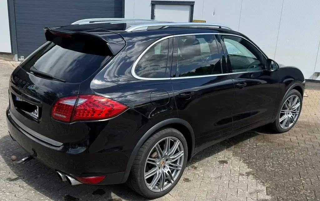 Gebraucht Porsche Cayenne S 400 PS (294 kW) 2010 Schwarz SUV