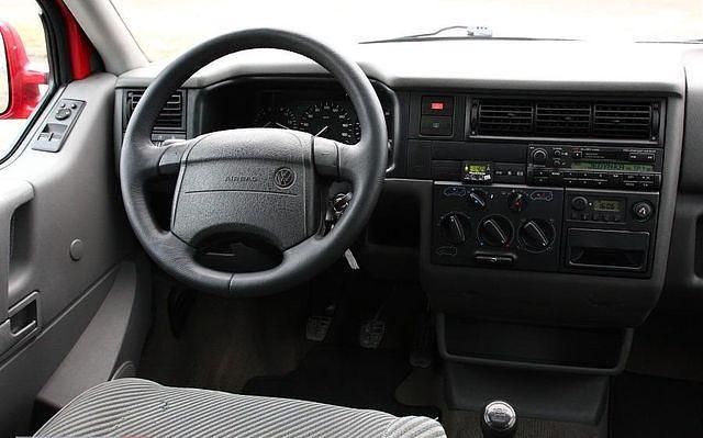 Gebraucht VW Multivan 102 PS (75 kW) 1997 Rot Van