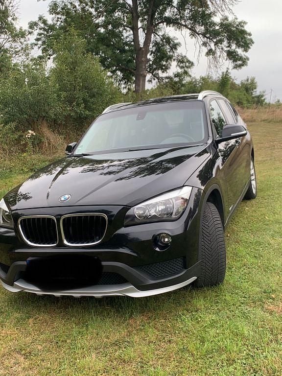 Schwarz Gebraucht 2015 BMW X1 SUV | 9.000 € (Superpreis) - Bild 1/4