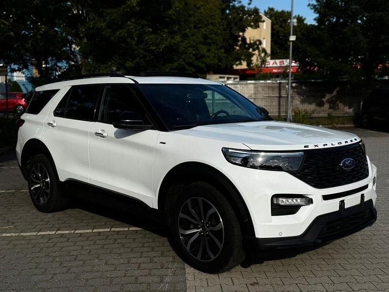 Weiß Gebraucht 2021 Ford Explorer ST-Line SUV | 41.000 € (Superpreis) - Bild 1/4