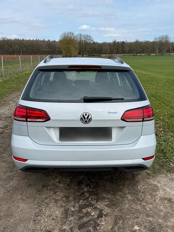 Second-hand VW Golf VII 116 CP (85 kW) 2017 Alb Break