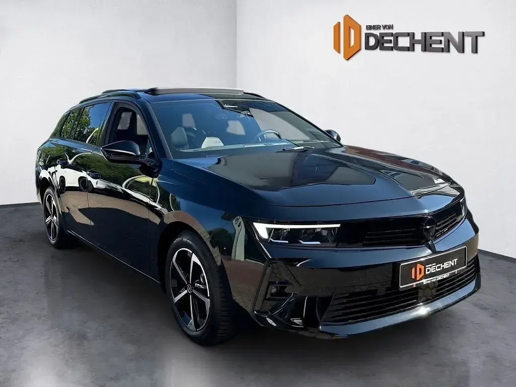 Gebraucht Opel Astra 131 PS (96 kW) 2025 Schwarz Kleinwagen