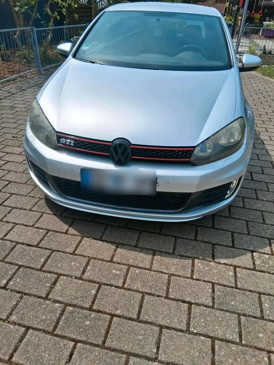 Używany VW Golf GTI 211 KM (155 kW) 2010 Srebrny Coupe