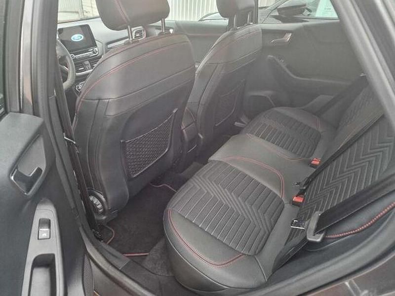 Gebraucht Ford Puma ST-Line X 155 PS (114 kW) 2022 Grau Limousine