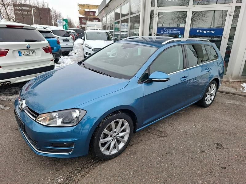 Blau Gebraucht 2017 VW Golf VII Allstar Kombi | 7.990 € (Superpreis) - Bild 1/4