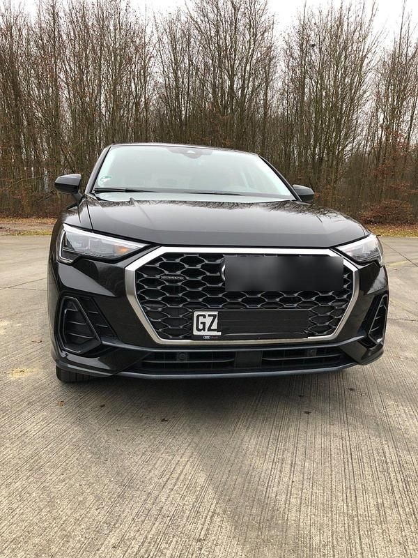 Gebraucht Audi Q3 Sportback 190 PS (139 kW) 2022 Schwarz SUV