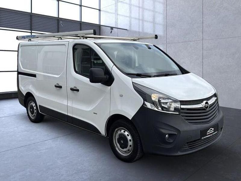 Gebraucht Opel Vivaro 121 PS (88 kW) 2018 Weiß Van / Kleinbus