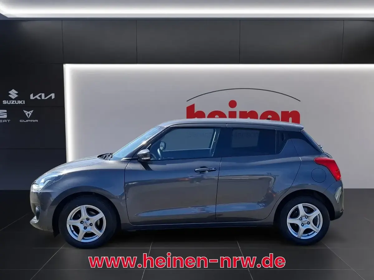 Gebraucht Suzuki Swift Comfort+ 83 PS (61 kW) 2021 Grau Kleinwagen