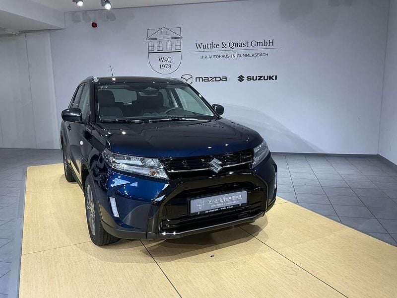 Sphere/cosmic black pearl (fc2 Neu 2025 Suzuki Vitara Comfort SUV | 28.230 € (Fairer Preis) - Bild 1/4
