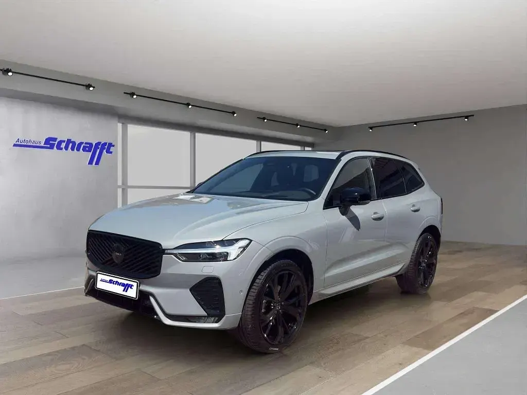 Gebraucht Volvo XC60 Ultra 250 PS (183 kW) 2025 Vapour grey / metallic SUV