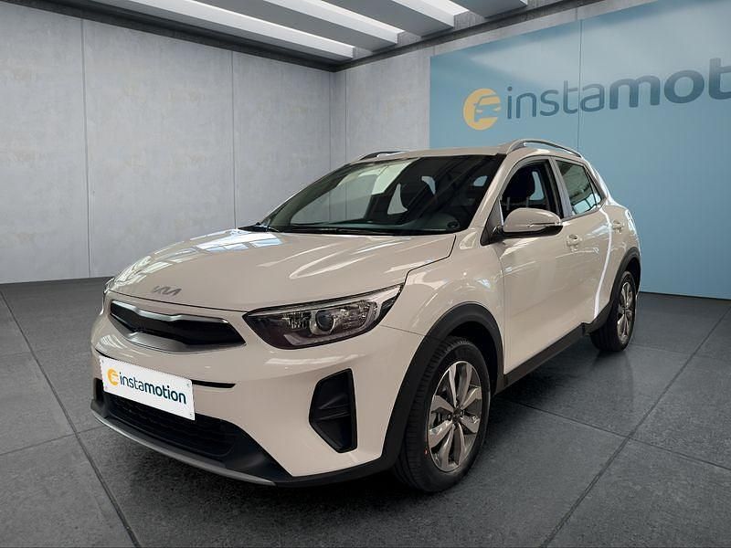 Weiß Neu 2025 Kia Stonic SUV | 23.799 € (Fairer Preis) - Bild 1/4