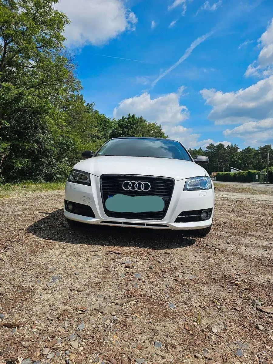 Gebraucht Audi A3 S-Line 105 PS (77 kW) 2011 Weiß Kleinwagen