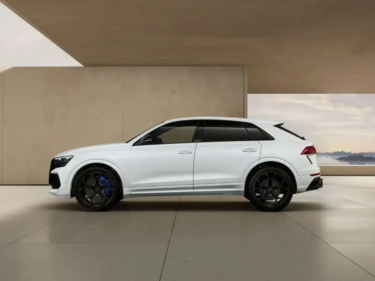 Neu Audi Q8 Performance 640 PS (470 kW) 2026 Gletscherweiß SUV