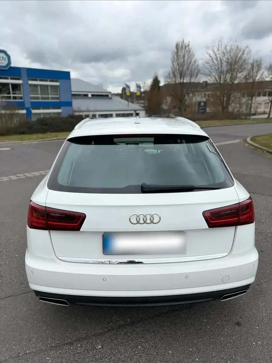 Gebraucht Audi A6 190 PS (139 kW) 2016 Weiß Kombi