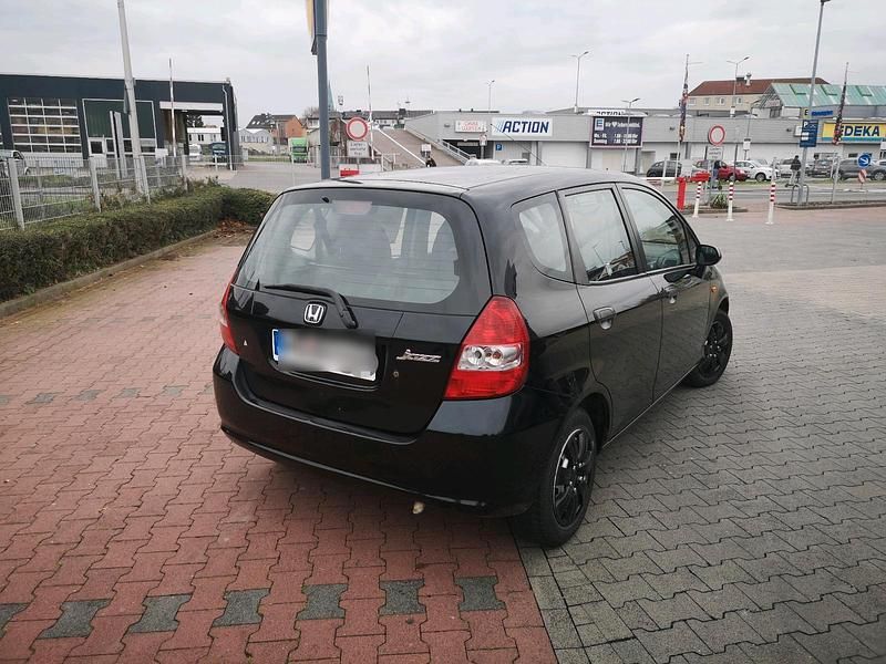 Gebraucht Honda Jazz 86 PS (63 kW) 2003 Schwarz Kleinwagen