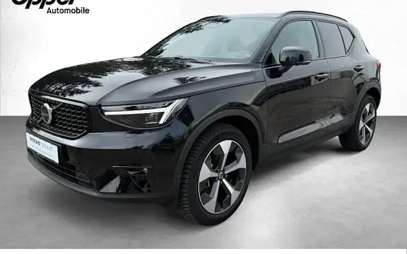 Gebraucht Volvo XC40 Plus 163 PS (119 kW) 2025 Schwarz SUV