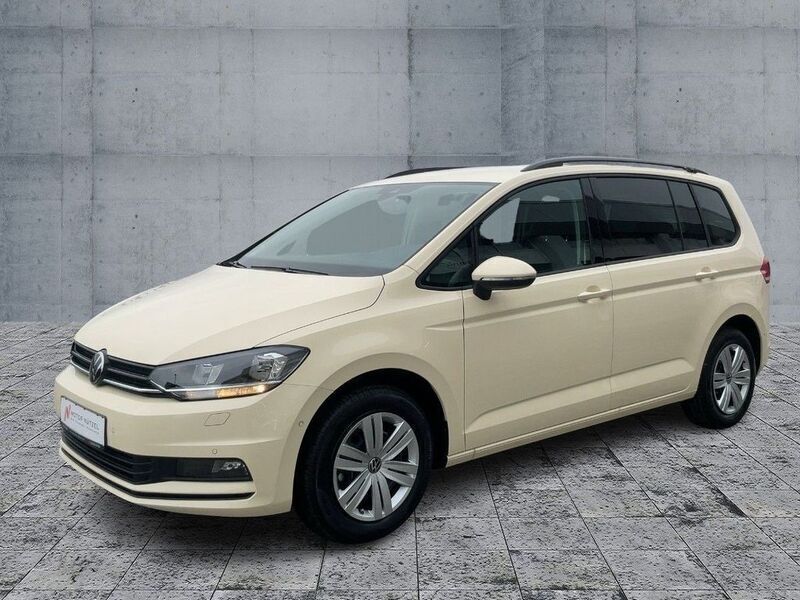 Weiß Neu 2024 VW Touran Trendline Van / Kleinbus | 38.316 € (Guter Preis) - Bild 1/4
