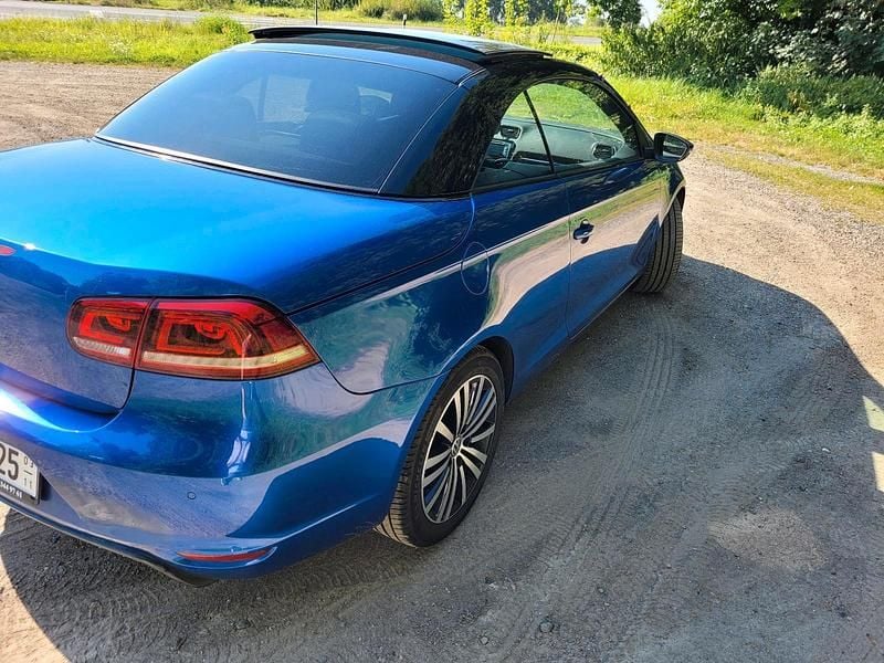 Gebraucht VW Eos 211 PS (155 kW) 2013 Blau Cabrio