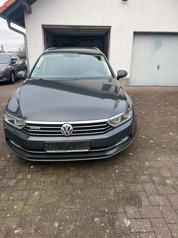 Gebraucht VW Passat 239 PS (175 kW) 2015 Grau Kombi
